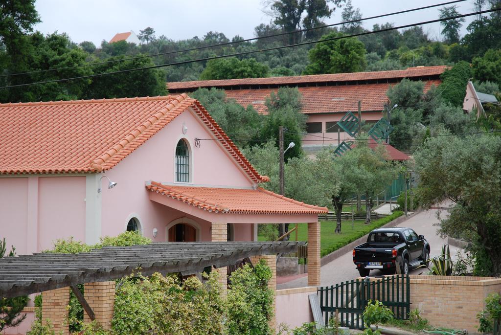 Quinta Dos Moinhos Villa Ourém Exterior foto